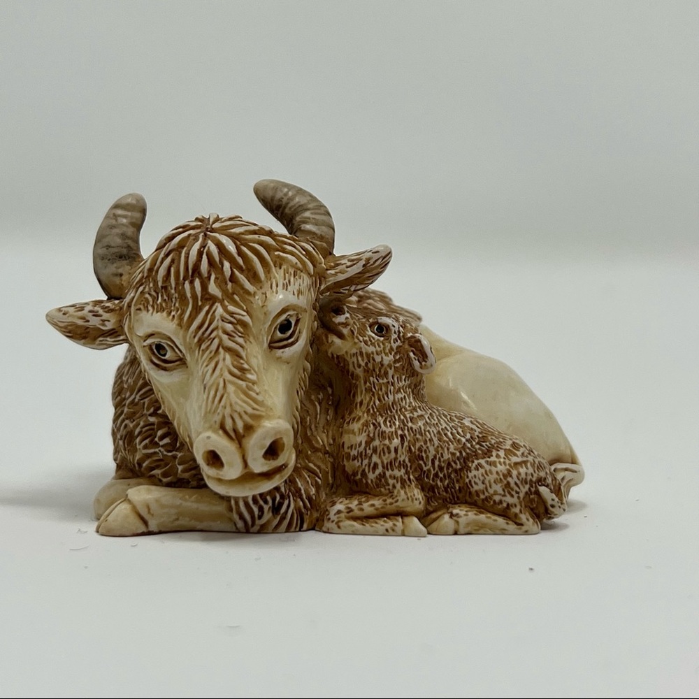 Harmony Kingdom Mother and Baby Buffalo  "Lead" Box Figurine
